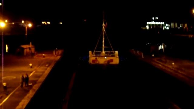 ЗАХОД В ШЛЮЗ ДОКА LIVERPOOL/GARSTON (UK) смотреть онлайн