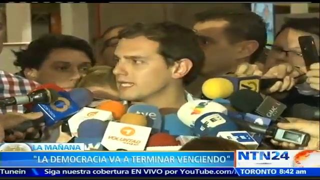 Albert Rivera intentará visitar a presos políticos venezolanos pese a amenazas del chavismo смотреть онлайн