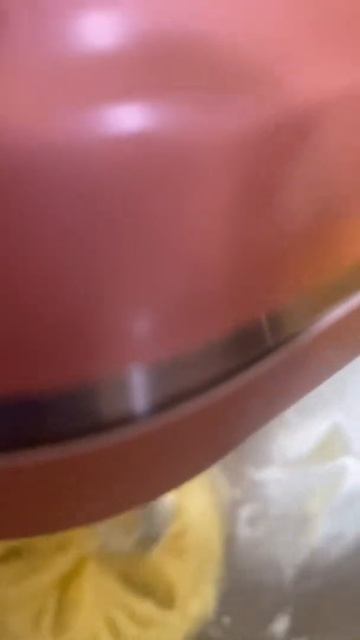 Cupcakes🧁🧁in Air Fryer #shorts #mangoseason🥭 #indianvlogger #youtubeshorts #yummy #viral