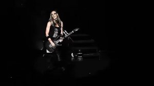Alice Cooper - Woman Of Mass Distraction/Nita Strauss Guitar Solo/Poison 2017