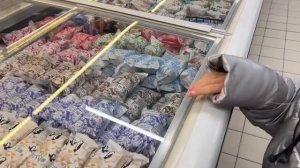 София и Ника устроили АКВАПАРК ДОМА. Софунья Шалунья