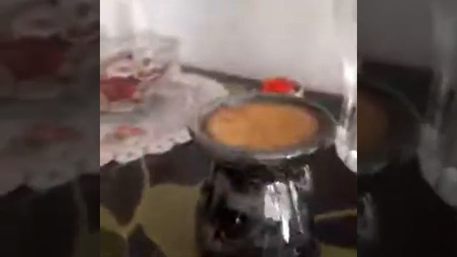 Fonte d'un fondant parfumé mica couleur Or parfum Bella смотреть онлайн