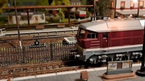 BR 130 072 DR, Piko Expert Model, H0 scale.