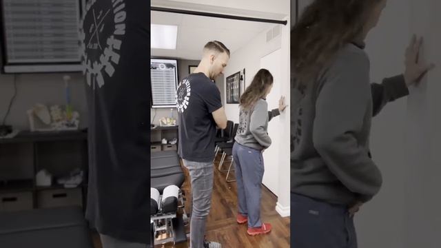 STATIC VS DYNAMIC HIP WARMUP  MUST SEE! Stretches Workout Crossfit Sports Yoga Gym FYP