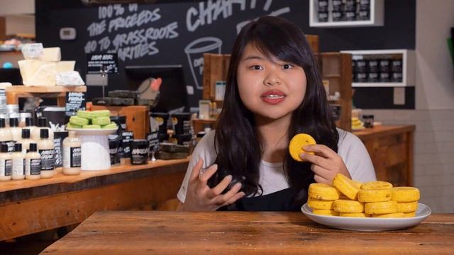 LUSH Shampoo Bars: Montalbano смотреть онлайн