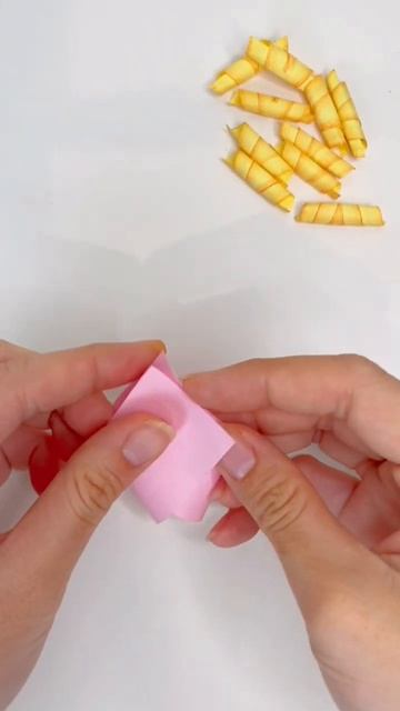 The croissants have the cutest surprises 🥺 #diygift #shorts #diy #valentinesday смотреть онлайн