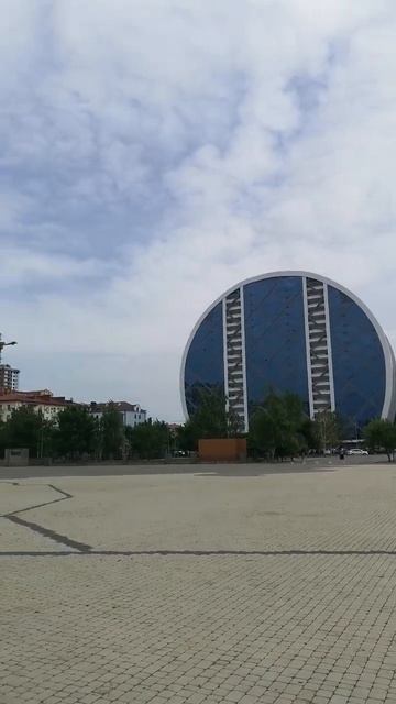 Центральная площадь Грозный,круговой обзор смотреть онлайн