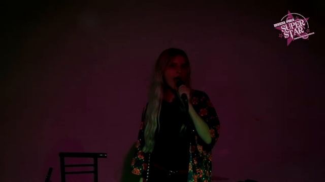 Преподаватель Школы Рока SuperStar Виктория Мезенцева смотреть онлайн
