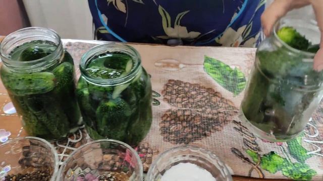 Очень вкусные маринованные огурчики с лимонной кислотой.