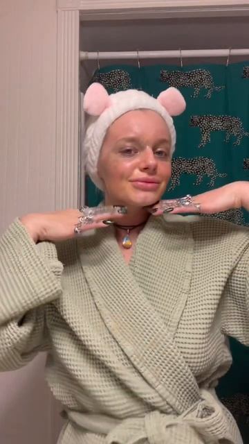 GET UNREADY WITH ME #nighttimeroutine #skincare