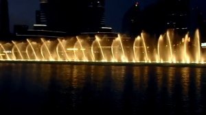 Поющие фонтаны (Dubai Fountain)