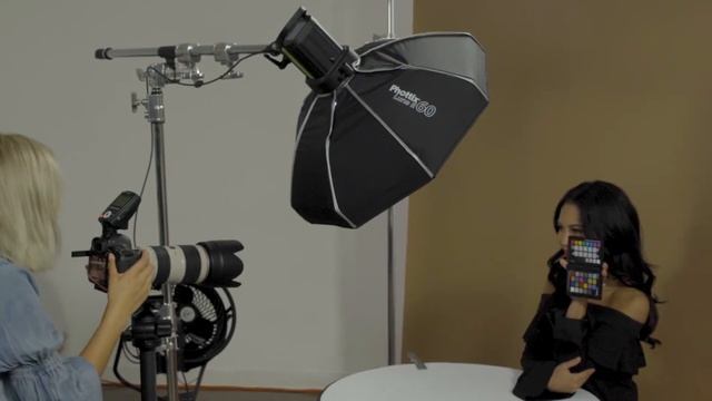 Phottix Luna II Folding Beauty Dish смотреть онлайн