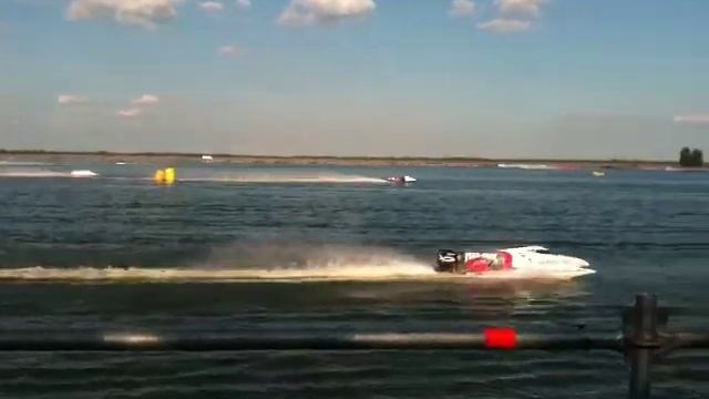 F1 H2O - Grand Prix of UKRAINE 2011 Kyiv Region (Qualification) PART 2 смотреть онлайн