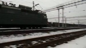 Электровоз ВЛ60К-2138 с приветливым машинистом