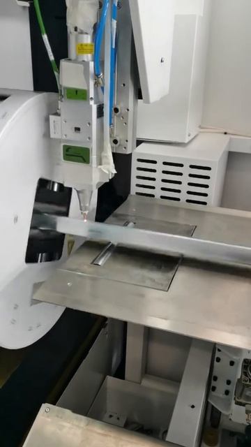 shorts youtube Carbon Steel Pipe Cut by ACME 1000W LT-6017ES Tube Fiber Laser Cutting Machine