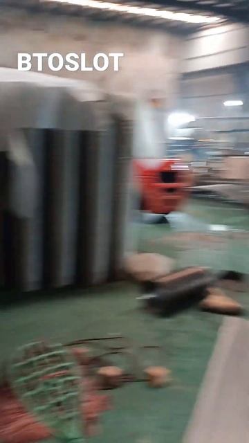 Stainless Steel Wedge Wire Screen Filter Cylinders & Filter Panels being cutting into specific size смотреть онлайн