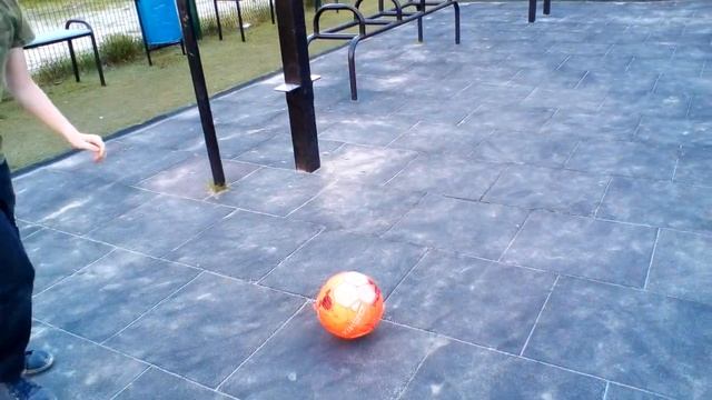 Попал в мусорку смотреть онлайн