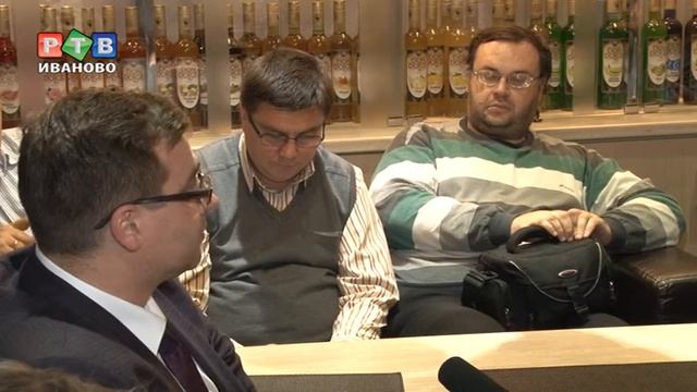 Чиновник не испугался блогеров смотреть онлайн