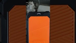 Пусковое устройство на суперконденсаторах Jump Starter.