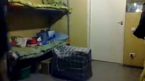 Человек напугал человека