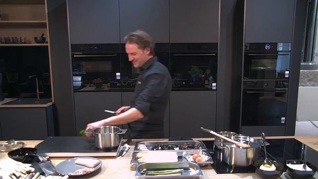 Bosch - Stomen: Asperges en koolvishaasje. смотреть онлайн