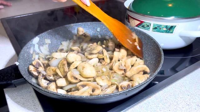 Лучший рецепт КАРТОФЕЛЬНЫХ ЗРАЗ С ГРИБАМИ , прямо тают во рту. Зразы Очень Нежные и Вкусные!