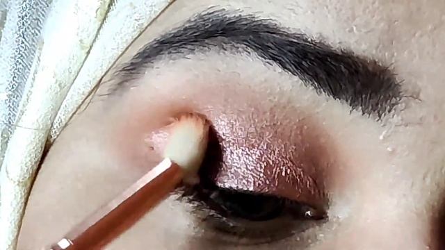 simple elegant Eid makeup look ...simple peachy pink eye makeup tutorial with brown eye liner...