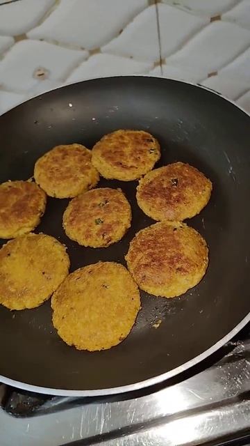 Soyabean cutlet😋🌧️🌧️#food #shorts #shortvideo #youtubeshorts #subscribe