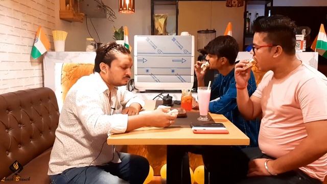 Caffe Latte, Club Sandwich, Mojito and Smoothies at Coffeelaza Cafe | Lunch Brunch