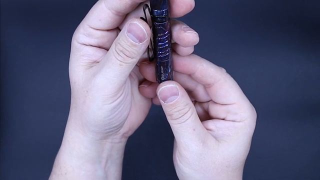 Olight I3T Titanium Damascus / Tiamascus Unboxing смотреть онлайн