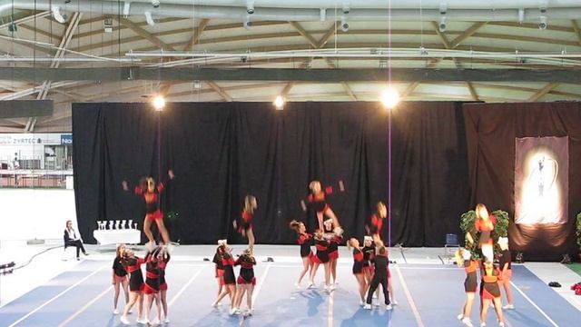 SM-karsintakisa 2012 Cheer seka juniorit Cheer Stars Finland Black 2