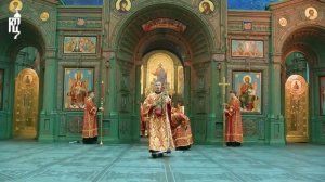 Божественная литургия в главном храме Вооруженных сил — Патриаршем соборе Воскресения Христова