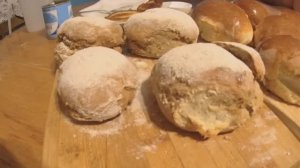 Напекли мы колобков!!!Пшеничный и ржаной хлеб!!!