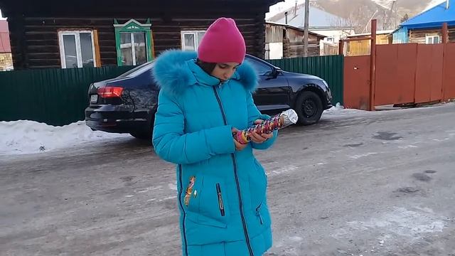 Взрываем хлопушки смотреть онлайн