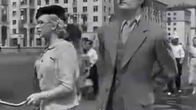 Оригинальный звук vs Новый звук смотреть онлайн