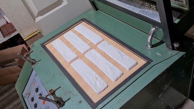 Vacuum Forming HIPS Plastic Sheets Brick Slips and Tiles Mold смотреть онлайн