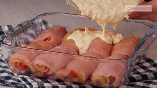 Now all my friends cook chicken breast rolls in sauce. An ideal dinner