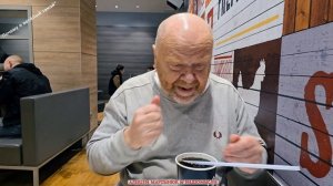 Почему я весёлый такой