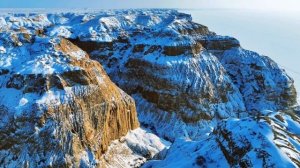 🏔 | Озеро Улунгу — одно из 10 крупнейших пресноводных озер внутреннего бассейна Китая.