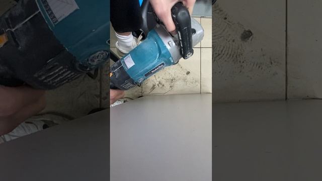 Шлифовальная машина Makita смотреть онлайн