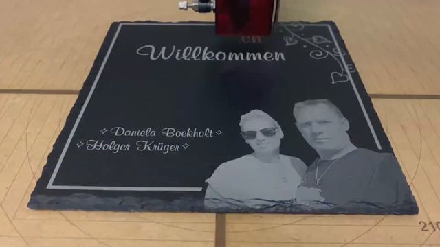 Schiefer lasern mit Two Trees TS2 Diodenlaser