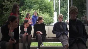 Девушка в шоке от услышанного. Пранк Антон Теляков