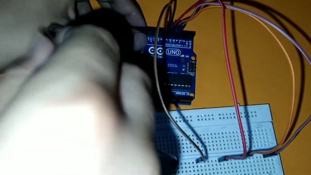 How to make LED distance indicator with Arduino смотреть онлайн