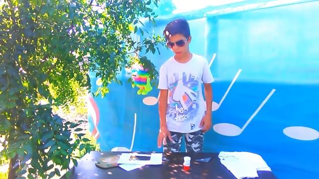 DIY Наносим рисунок на футболку ///ЗЛОЙ ШКОЛЬНИК/// смотреть онлайн