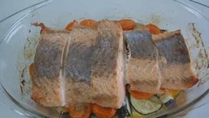 Рыба на подушке из овощей. Маринкины творинки