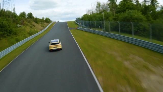 Características y precio del nuevo NIO ET5 Touring. смотреть онлайн