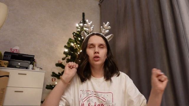 Влогмас 18 декабря. Новогодний шоппинг, кафе и распаковка. смотреть онлайн
