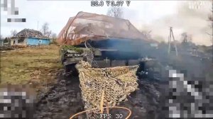 В Курской области российские дроны разносят украинский танк.