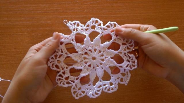 Кружевная САЛФЕТКА Виноград 3 часть