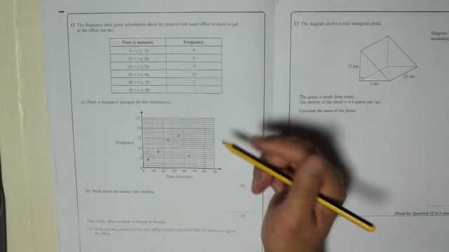 Edexcel GCSE Paper 2 November 2012 Question 12 - Frequency Polygon смотреть онлайн